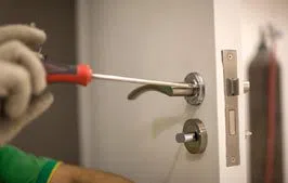 Locksmith Master Shop Valley Park, MO 636-238-3950 - 5-Locks-Repair